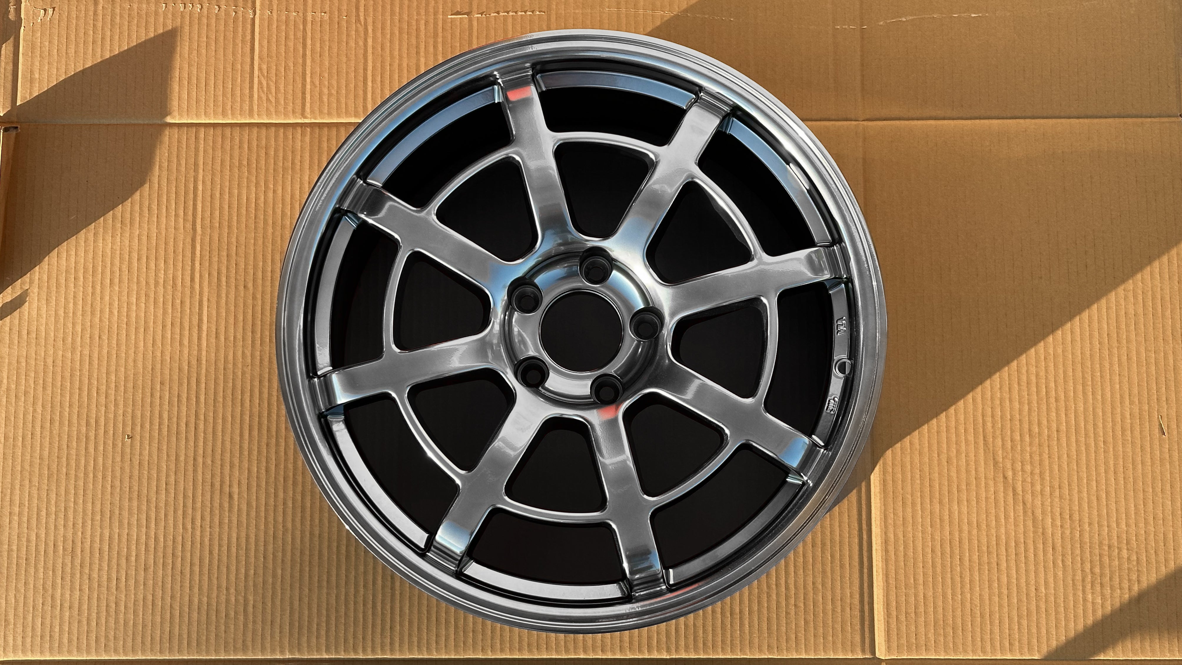 R.M.K R8 (Radiant Silver)