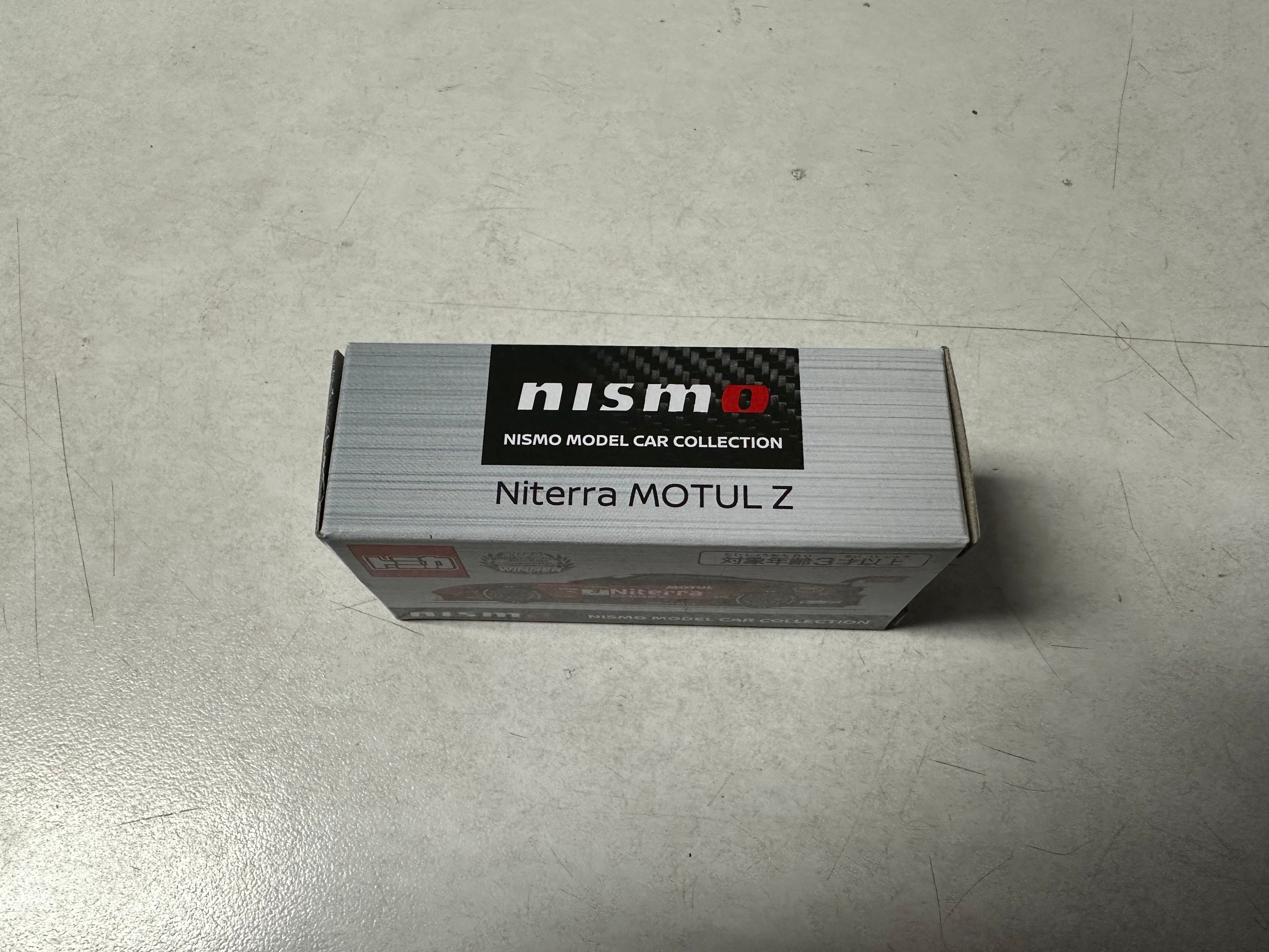 Tomica Nismo Niterra Motul Z Model Car